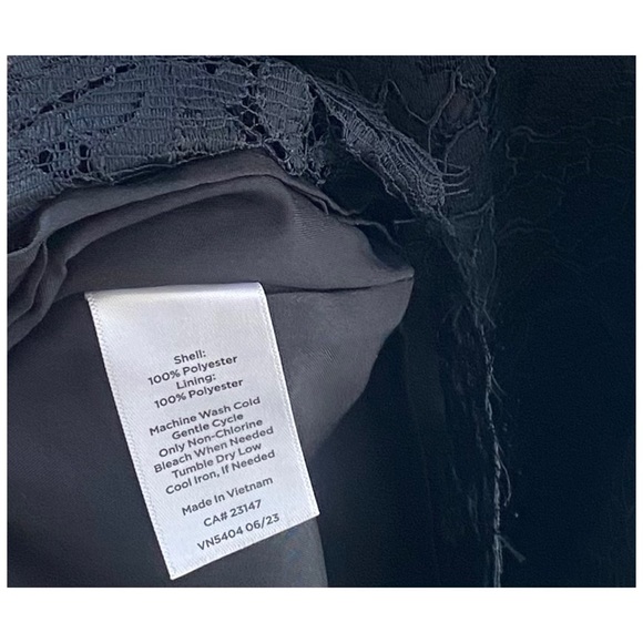 Talbots • Lace Pencil Skirt • Size 4 - Picture 5 of 5